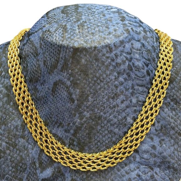 Monet Jewelry - Signed Monet Gold Tone Graduated Mesh Chain Choker Necklace Vintage Collectible